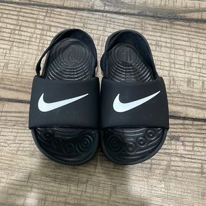 Nike boy slides